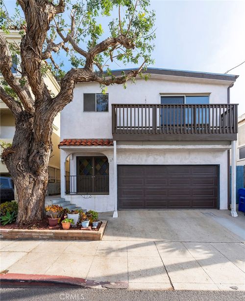 116 Highland Ave, Manhattan Beach, CA, 90266-6537 | Card Image