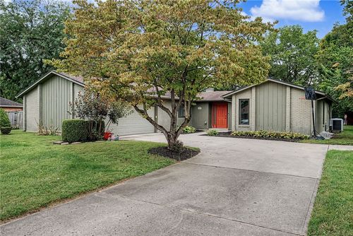 2180 Woodstock Ct, Troy, OH, 45373-7515 | Card Image