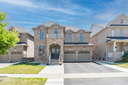 7 Wellpark Way, Brampton, ON, L6P3Z6 | Card Image