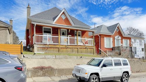 14 Grandview St, Brantford, ON, N3R1Y4 | Card Image