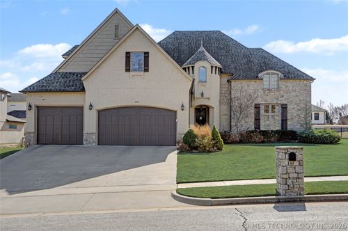 305 Decatur St, Broken Arrow, OK, 74011-3578 | Card Image