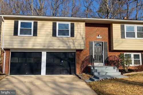 4204 Farmer Pl, FORT WASHINGTON, MD, 20744-1026 | Card Image