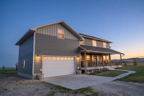 319 Morrison Ln, Dillon, MT, 59725-8421 | Card Image