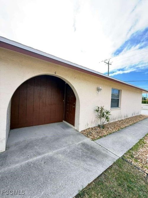 2017 Santa Barbara Blvd, Cape Coral, FL, 33991-3707 | Card Image