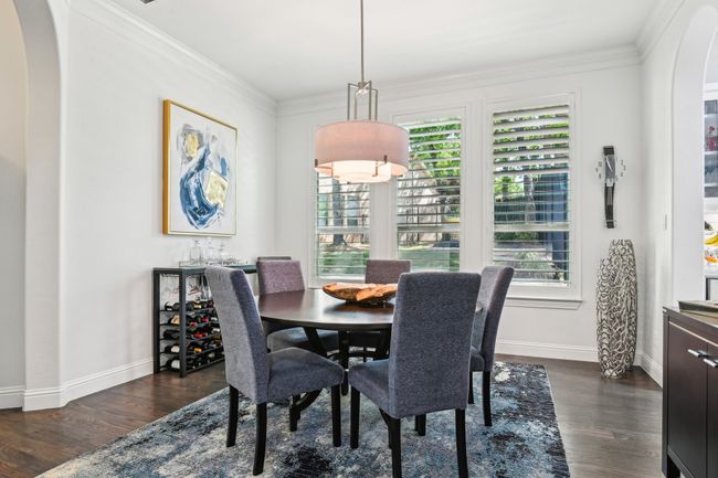 Formal dining | Image 5