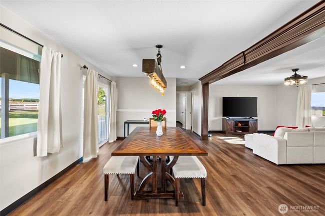 19621 N Glade Rd, House other with 4 bedrooms, 2 bathrooms and 4 parking in Mesa WA | Image 8