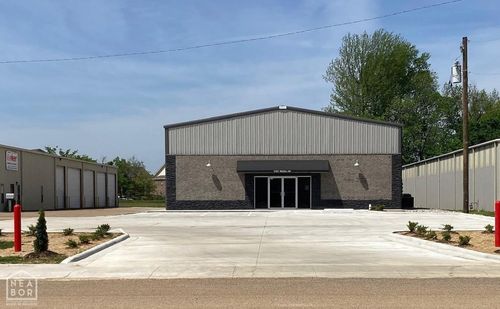 3301 Malibu Dr, Jonesboro, AR, 72404-0679 | Card Image