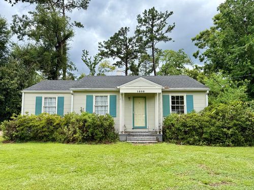 1608 Garland Pl, Valdosta, GA, 31602-2827 | Card Image