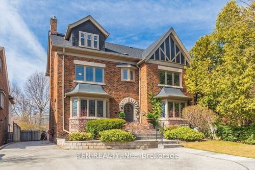 324 Glenayr Rd, Toronto, ON, M5P3C5 | Card Image