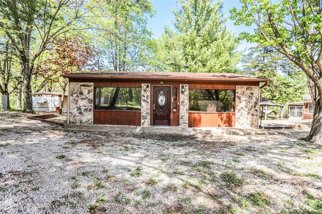 5507 Sassafras Ln, House other with 6 bedrooms, 3 bathrooms and 9 parking in High Ridge MO | Image 11