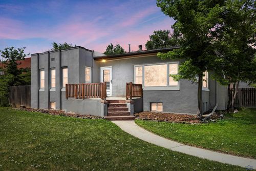 803 West St, Rapid City, SD, 57701-2516 | Card Image