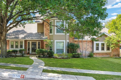 13315 Vista Arroyo, San Antonio, TX, 78216-2243 | Card Image
