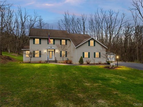 9211 Grange Hill Rd, New Hartford, NY, 13413-5708 | Card Image