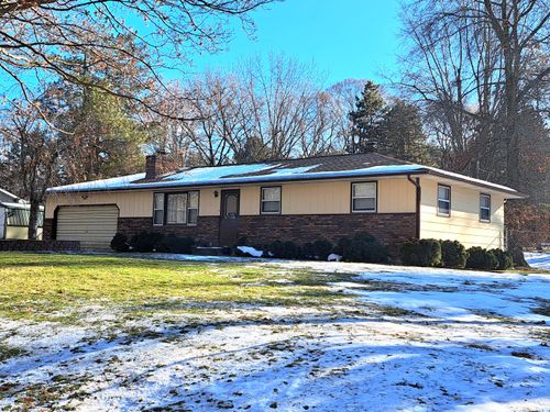 806 E 4th St, Lawton, MI, 49065-9769 | Card Image