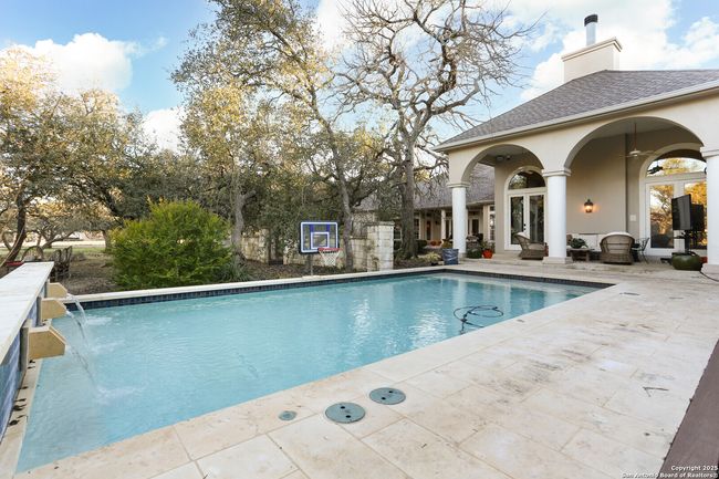 136 Falling Water Dr, House other with 3 bedrooms, 3 bathrooms and null parking in Spring Branch TX | Image 37