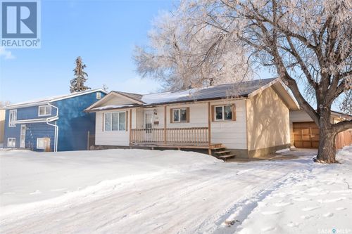  Manitou Cres, Moose Jaw, SK, S6H7C5 | Card Image