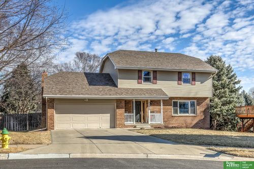920 Oxford Cir, Papillion, NE, 68046-6022 | Card Image