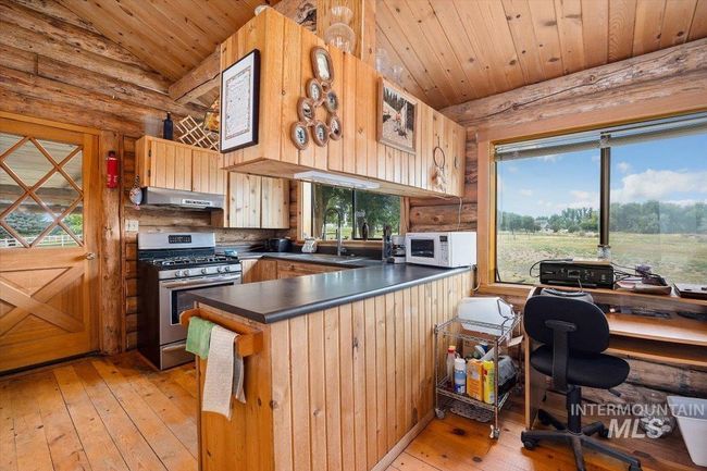 982 E 2700 S, House other with 2 bedrooms, 2 bathrooms and null parking in Hagerman ID | Image 9