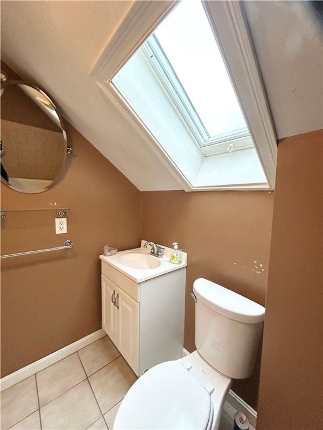 25 Tecumseh St, House other with 3 bedrooms, 2 bathrooms and null parking in Providence RI | Image 23