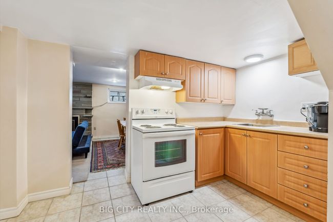BSMT - 230 Pleasant Ave, House other with 1 bedrooms, 1 bathrooms and 1 parking in North York ON | Image 6