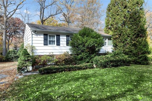 601 N Broadway, Sleepy Hollow, NY, 10591-1107 | Card Image