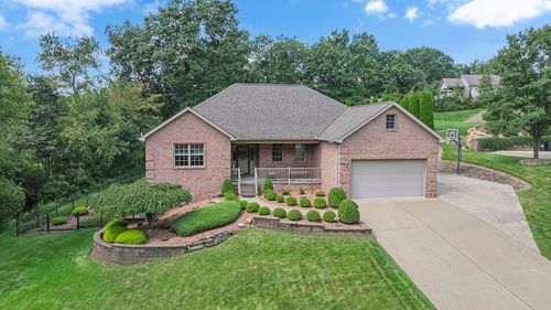 101 Sunray Dr, Aliquippa, PA, 15001-1491 | Card Image