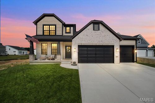 251 Randlin Dr, Lake St Louis, MO, 63367-6483 | Card Image