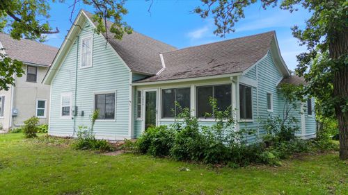 5844 Stagecoach Trl, Oak Park Heights, MN, 55082-6526 | Card Image
