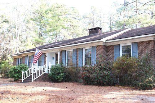 145 Valhalla Rd, Southern Pines, NC, 28387-6912 | Card Image