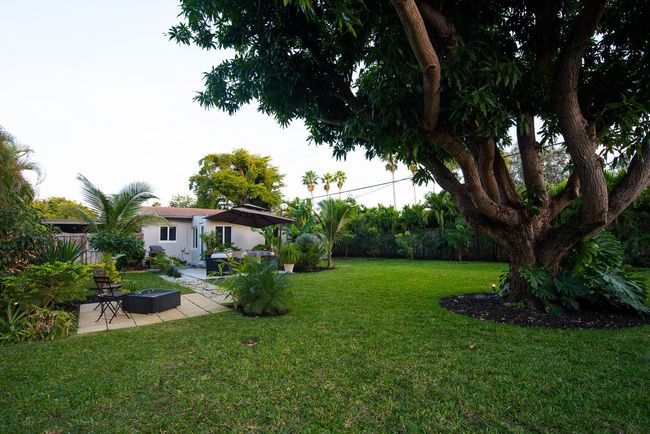 1401 Ne 17 Th Way, House other with 3 bedrooms, 2 bathrooms and null parking in Fort Lauderdale FL | Image 45