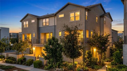 204 Keeper, Irvine, CA, 92618 | Card Image