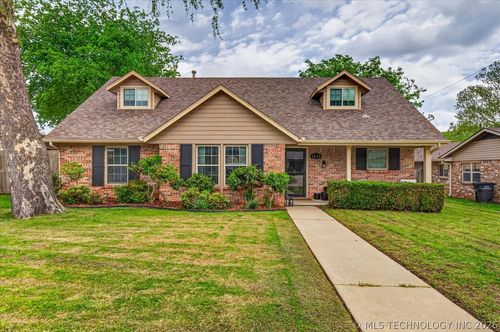 1242 May Ln, Bartlesville, OK, 74006-5627 | Card Image