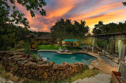 2001 Mestina Trl, Austin, TX, 78733-1556 | Card Image