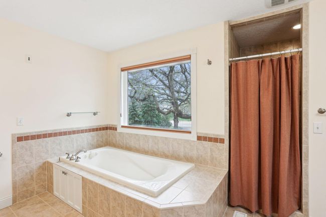 Soaking tub | Image 20