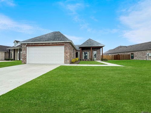 39532 Hernando De Soto Dr, Darrow, LA, 70725-2025 | Card Image