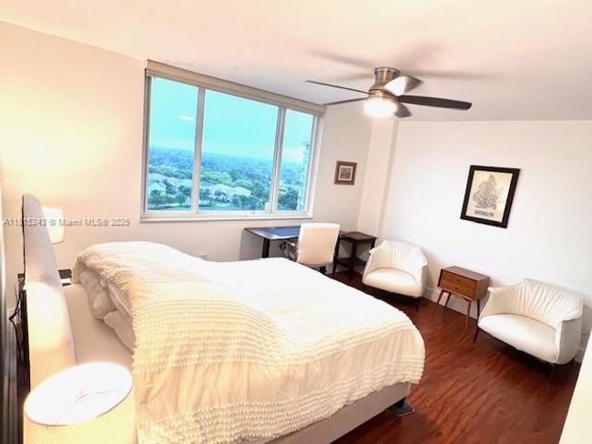 APT-1014 - 4001 Hillcrest Dr, Condo with 1 bedrooms, 2 bathrooms and null parking in Hollywood FL | Image 15