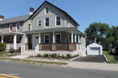 293 1st St, Keyport, NJ, 07735-1742 | Card Image