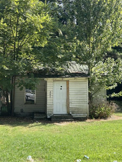 207 Spruce St, Jonesboro, AR, 72401-1750 | Card Image