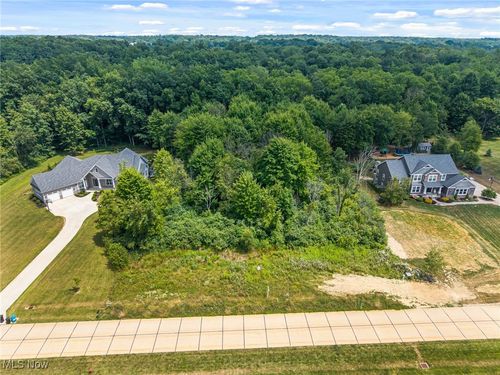 1819 Winding Willow Dr, Valley City, OH, 44280-9398 | Card Image