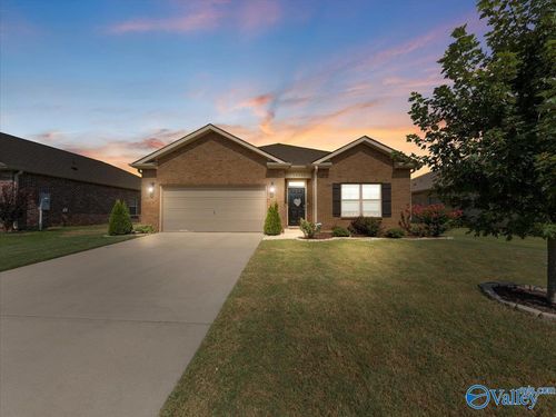 16182 Glenncrest Ln, Harvest, AL, 35749-4509 | Card Image