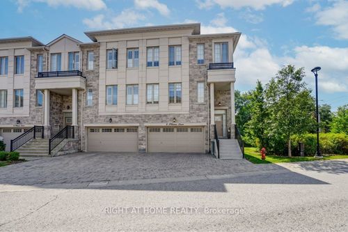 6 Plowman Lane, Richmond Hill, ON, L4S0G4 | Card Image