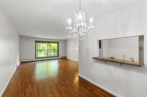 apt-315-10441 Greenbrier Rd, Minnetonka, MN, 55305-3443 | Card Image