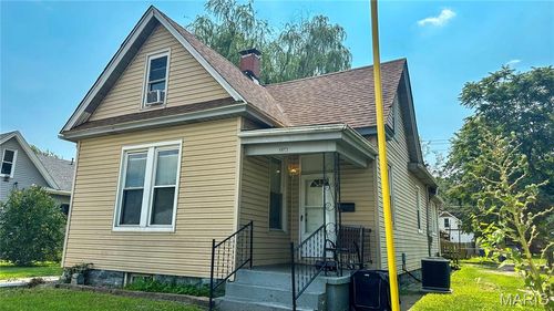 2208 Adams St, Granite City, IL, 62040-3316 | Card Image