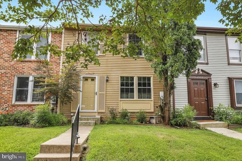 33-17027 Moss Side Ln, OLNEY, MD, 20832-2940 | Card Image