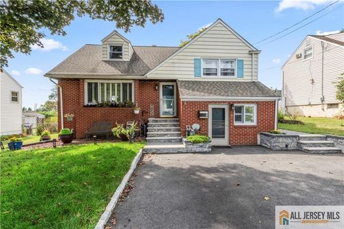 5 N Minnisink Ave, Parlin, NJ, 08859-1046 | Card Image