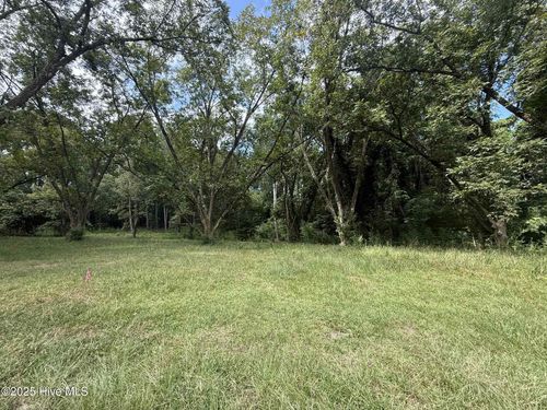 1-107 Davis St, Carthage, NC, 28327-9696 | Card Image