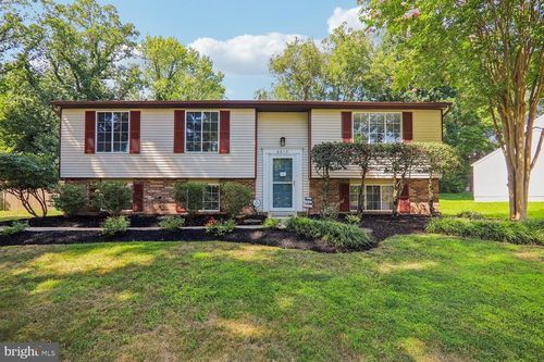 6612 Seward Rd, BOWIE, MD, 20720-3363 | Card Image