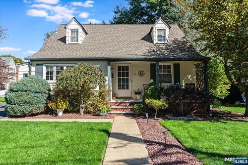 20 Remington Rd, Fair Lawn, NJ, 07410-3304 | Card Image