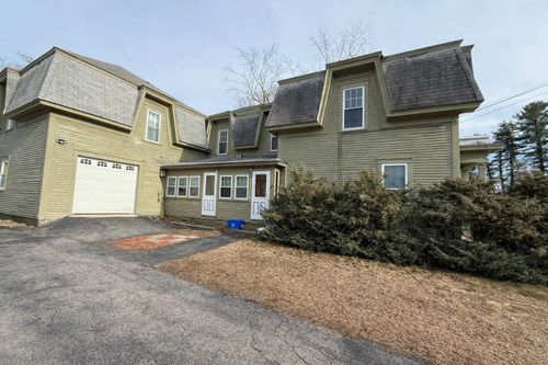 17 Shawmut St, Concord, NH, 03301-8612 | Card Image