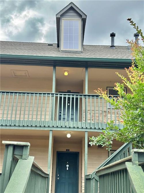 121 Brittany Ct, Duluth, GA, 30096-2672 | Card Image